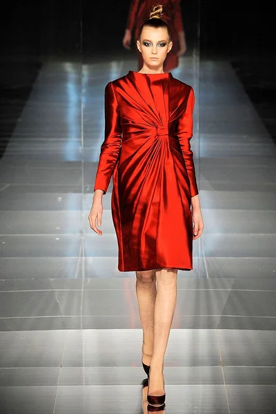 Look 1